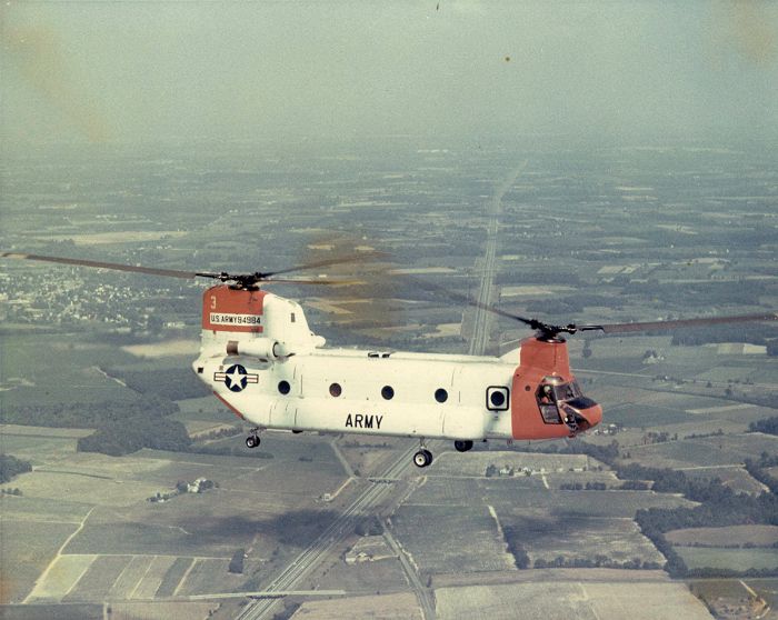 Boeing YHC-1B Chinook helicopter 59-04984.