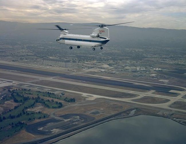 NASA 737 in the pattern at Moffett Field, 12 October 1979.