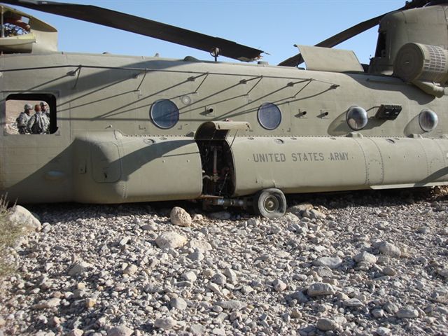 At the crash site: CH-47F Chinook helicopter 08-08042 after the hard landing in Afghanistan.