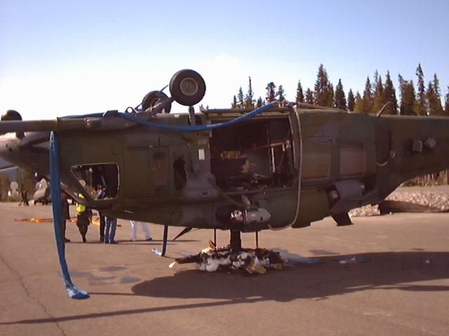 Air Force UH-60 Pavehawk slung out by an Oregon Army National Guard Chinook near Mt Hood.